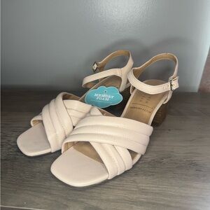 Lauren Conrad new with tags blush pink heeled sandals
